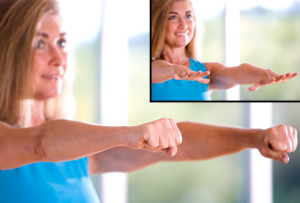 webmd_photo_of_trainer_stretching_fingers